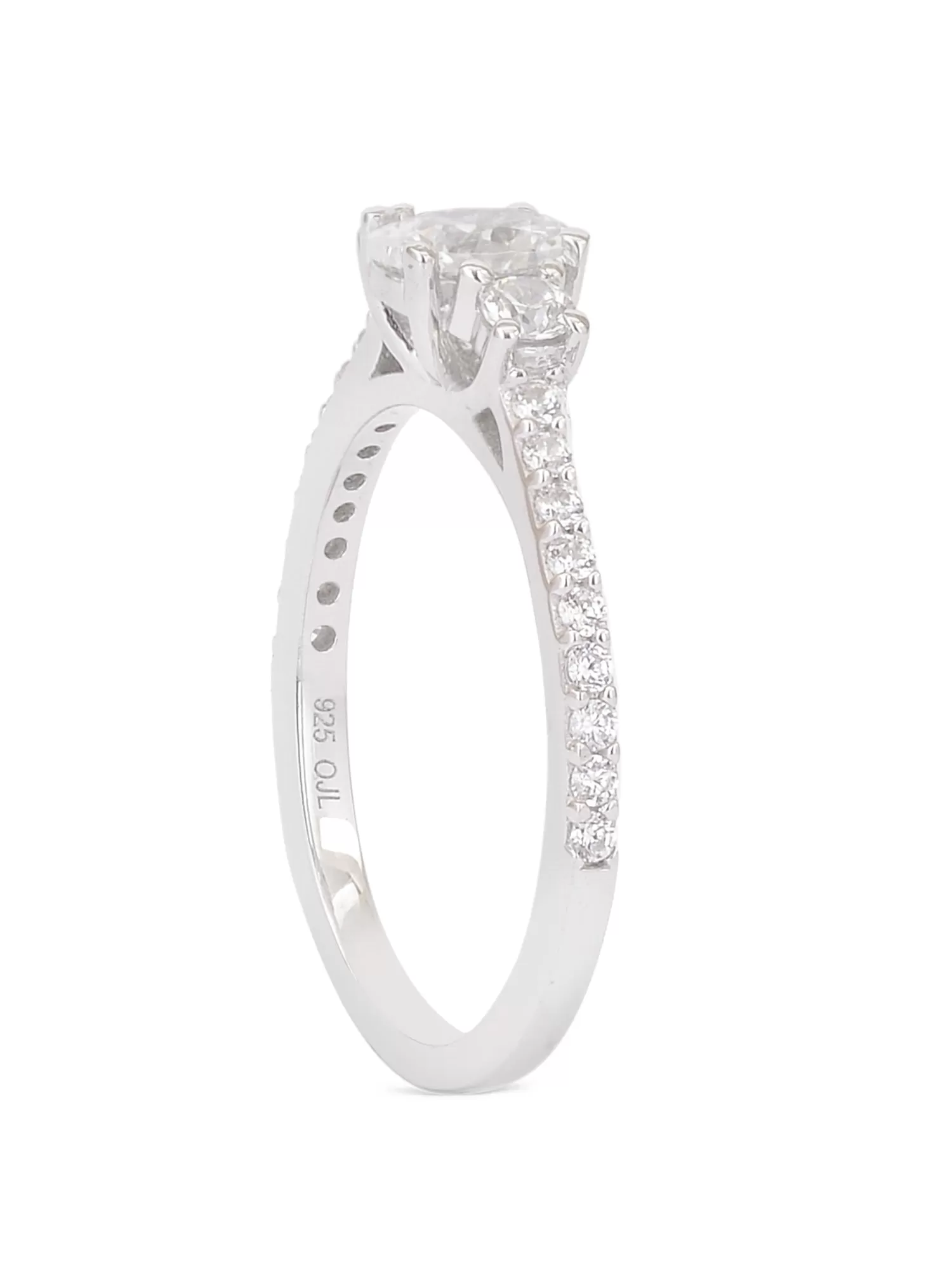 American Diamond Oval Shape Solitaire Promise Ring in 925 Silver