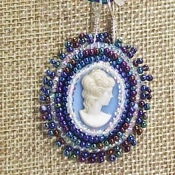 Jama Beaded Blue Cameo Pendant Necklace