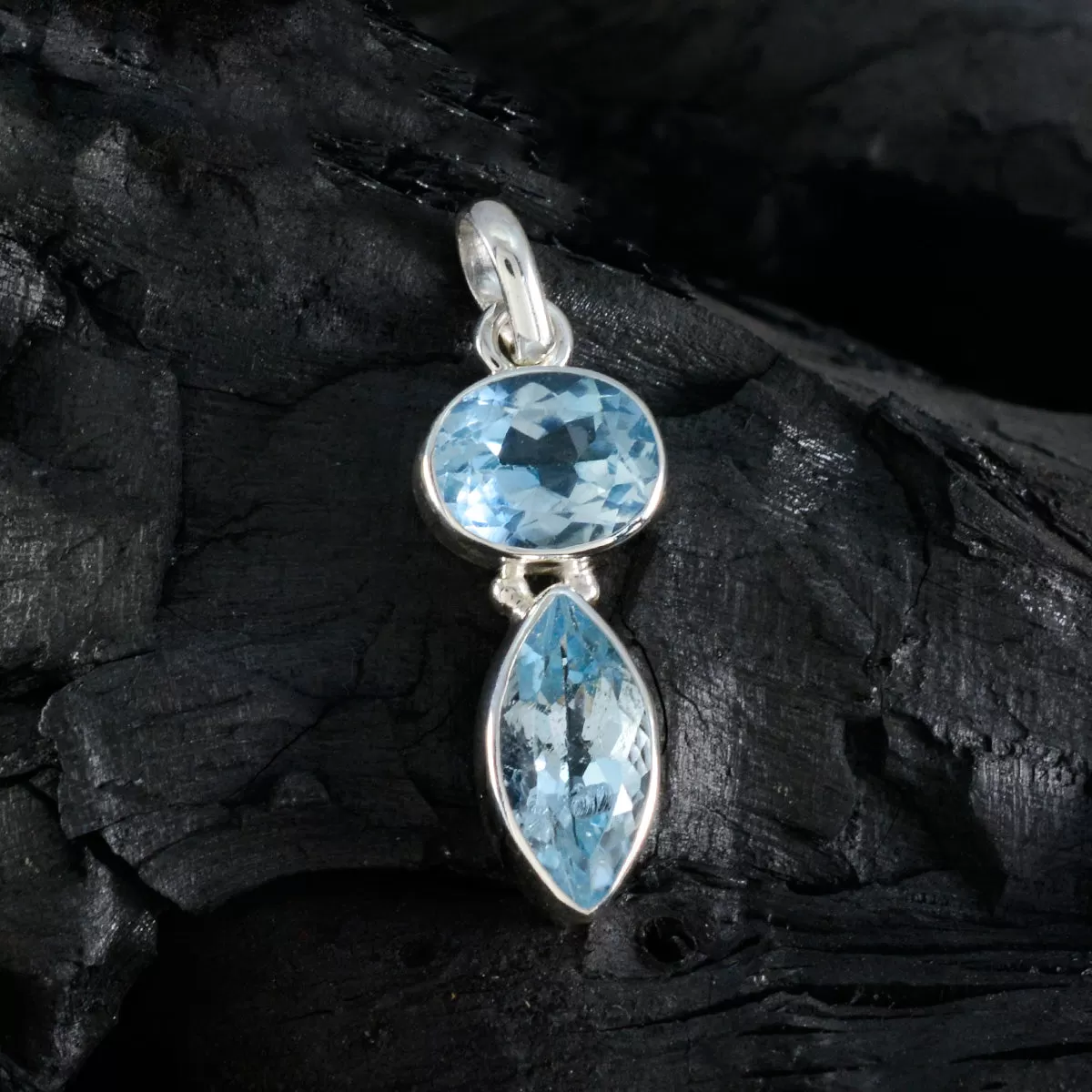 Riyo Exquisite Gems Multi Faceted Blue Blue Topaz Solid Silver Pendant Gift For Good Friday