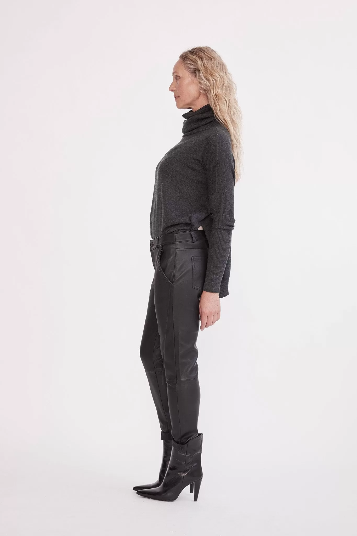 The Bondi Slouch Pant Black Stretch Leather