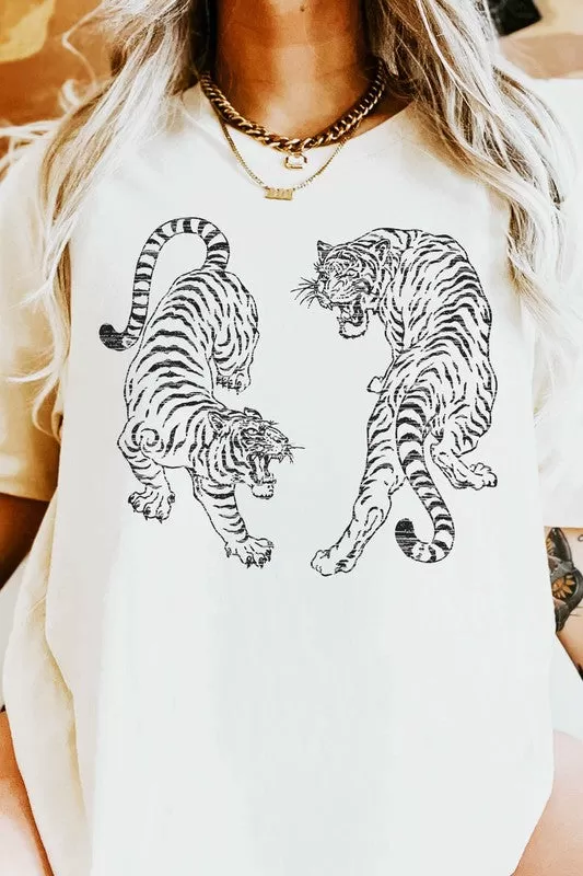 TIGER OVERSIZED GRAPHIC TEE