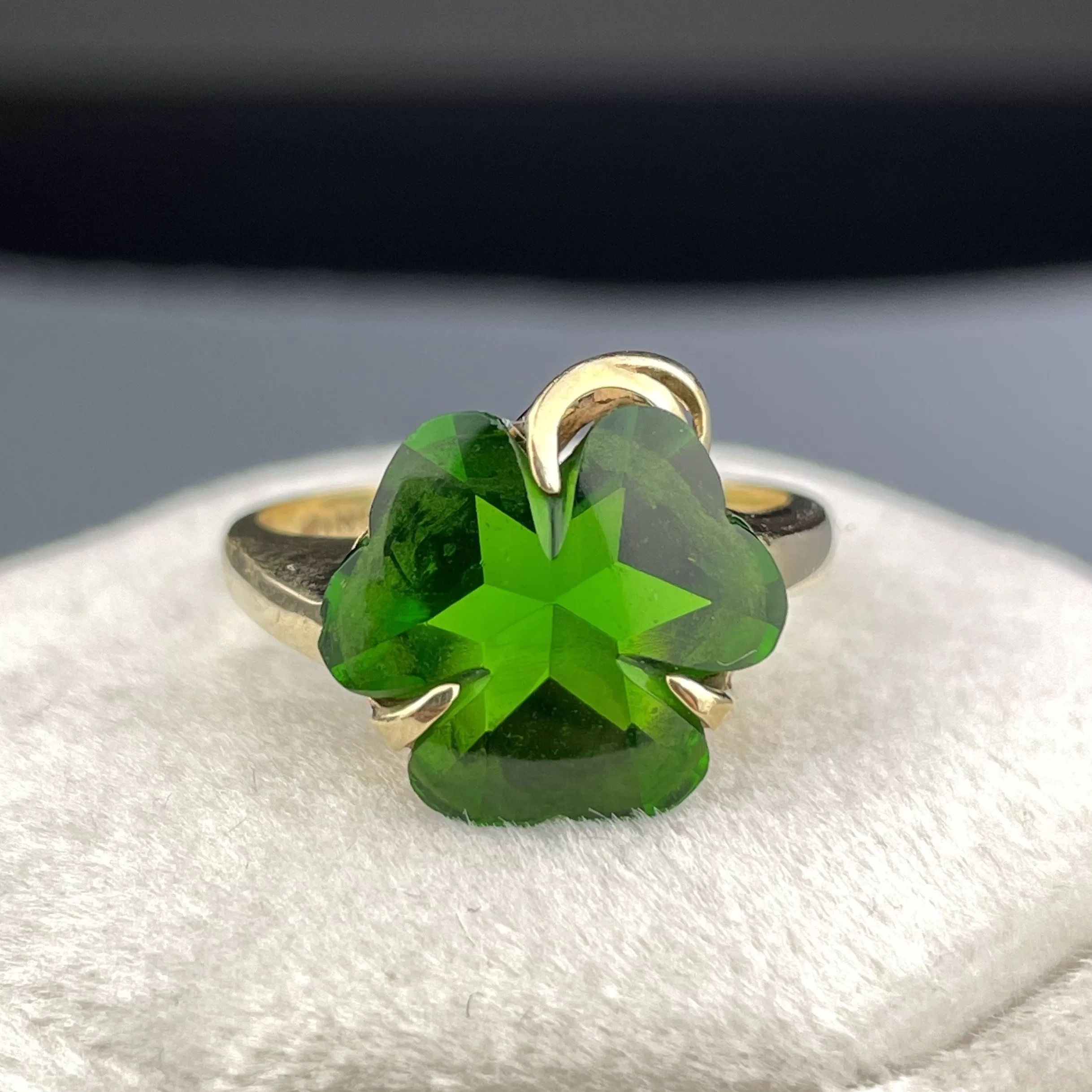 Vintage 10K Gold Green Four Leaf Clover Ring, Sz 6.5