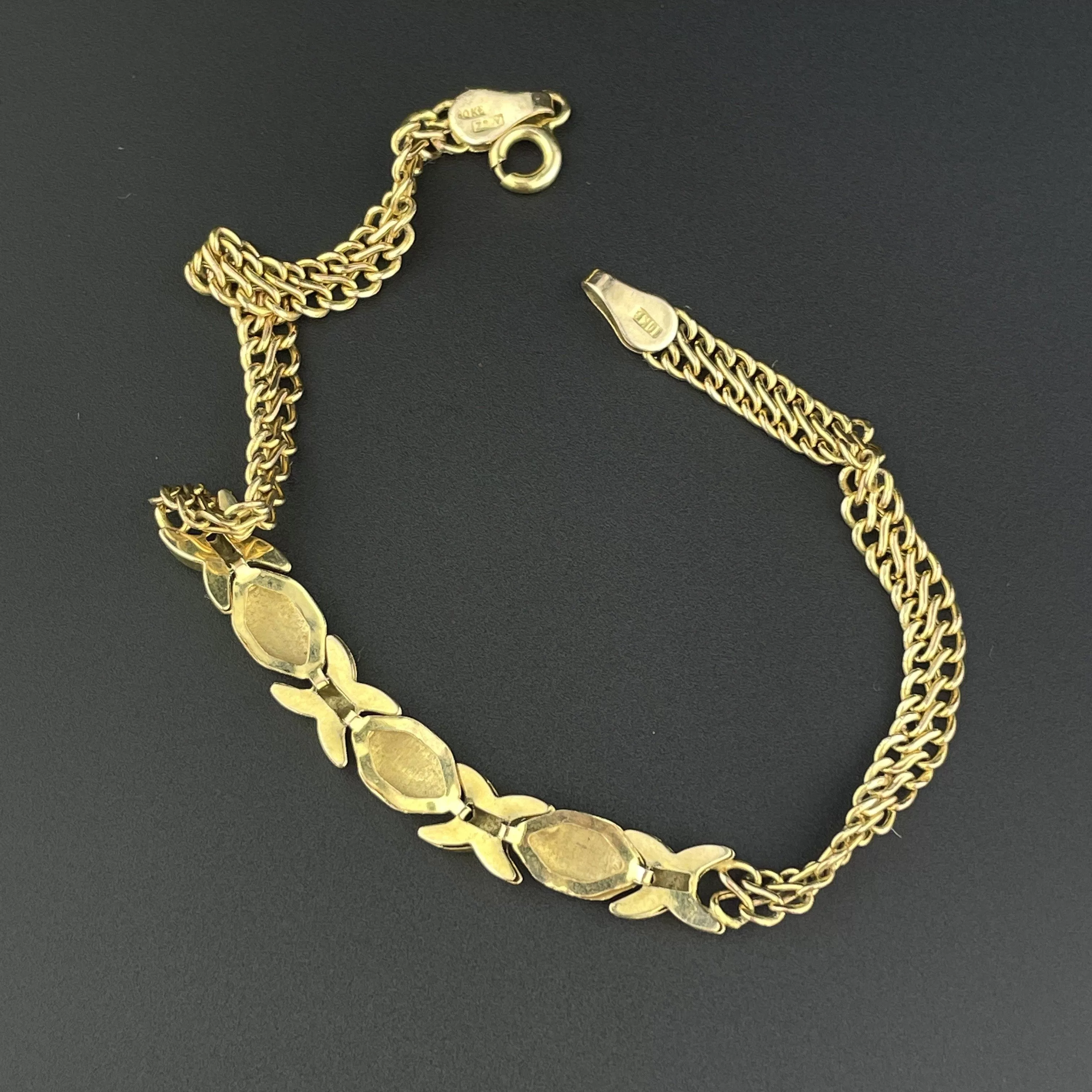 Vintage 10K Gold Hugs and Kisses Chain Bracelet